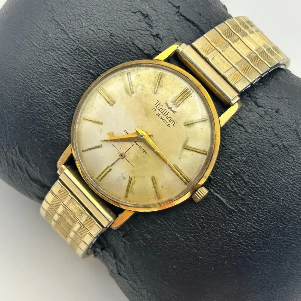 Vintage Waltham Men’s Watch featuring 17-jewel Mechanical Mov’t Gold-tone